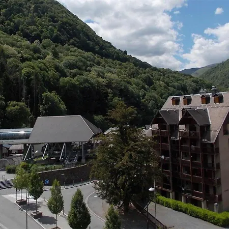 Bagnères-de-luchon, 3 Pièces, 6 Personnes - Fr-1-313-125 Appartement