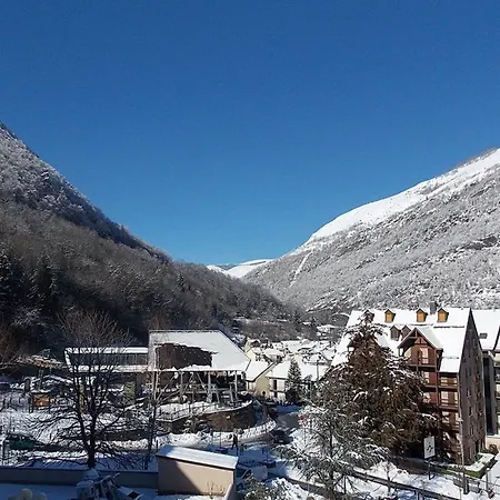 Bagnères-de-luchon, 3 Pièces, 6 Personnes - Fr-1-313-125 *